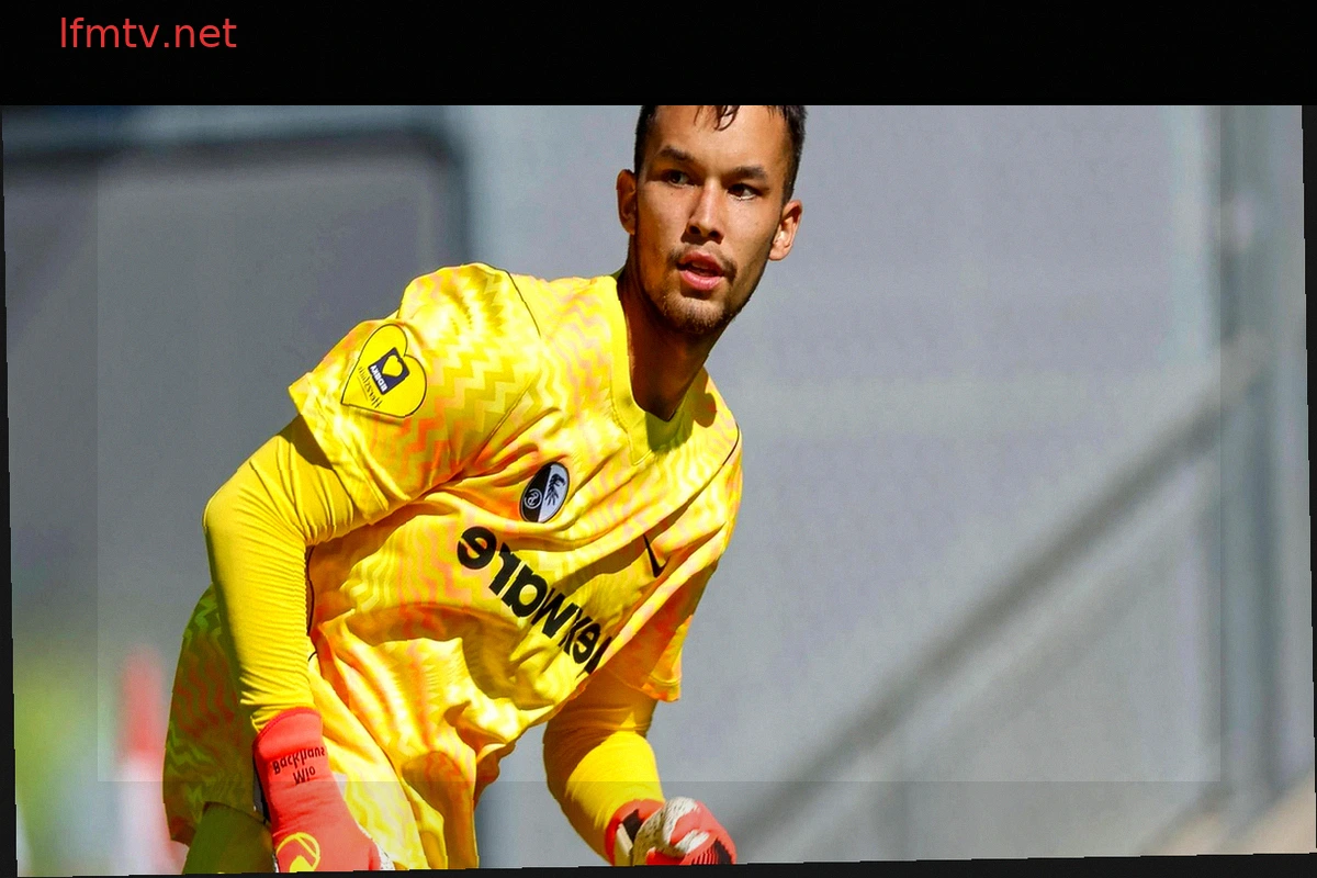 "Offen, glücklich, ehrgeizig" - SC-Keeper Mio Backhaus "genießt" das Trainingslager