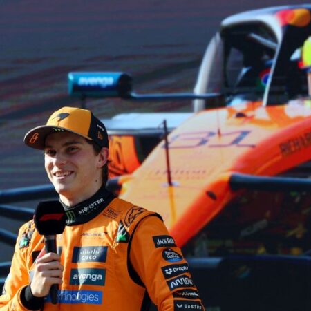 Chinese GP Qualifying: Piastri Takes Pole, Russell Second in Shanghai