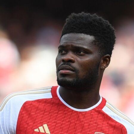 Thomas Partey favors Arsenal extension as Spain, Saudi Arabia clubs interested in former Atletico Madrid star