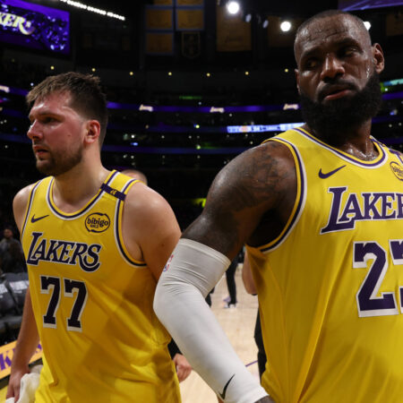 Luka, LeBron and the Most Dangerous Long Passes for the Los Angeles Lakers