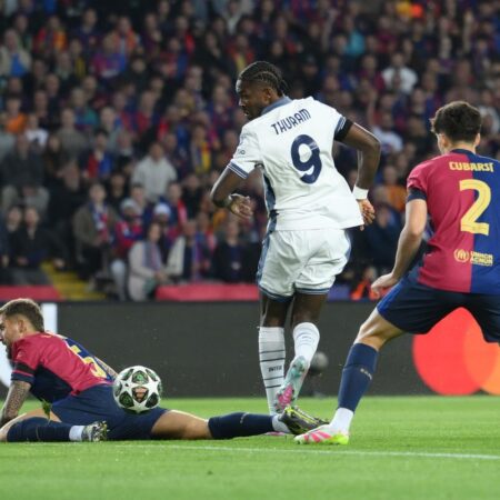 Champions League expert picks, predictions: Can Inter top Barcelona at home? Arsenal aim for comeback vs. PSG