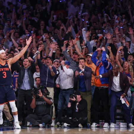 Josh Hart amused to receive NBA’s ‘minutes champion’ award