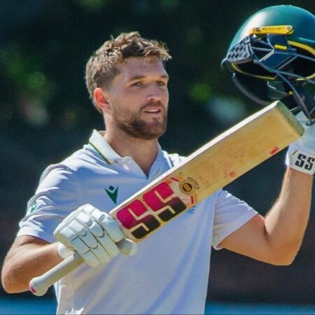 South Africa Assert Dominance: Mulder’s Epic 367* Leads Rout Against Zimbabwe