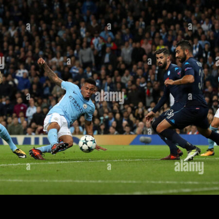 European Titans Collide: Manchester City Hosts Napoli in a High-Stakes Champions League Encounter