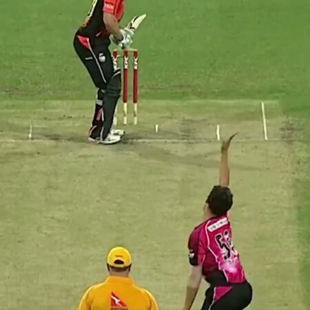 The Return of the Rocket: Mitchell Starc Back in Big Bash Magenta