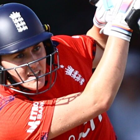 England’s Unstoppable March: Sciver-Brunt and Ecclestone Lead Decisive Victory Over Sri Lanka